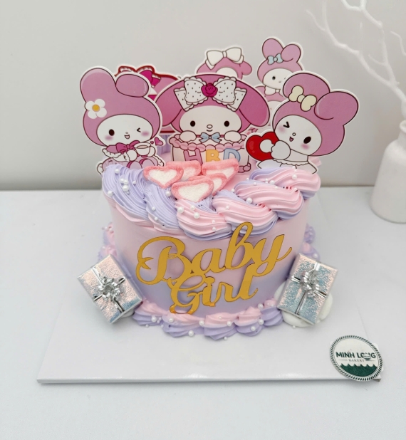 Bánh kem dành cho bé gái 9 tuổi yêu thích Kô Rô Mi 
