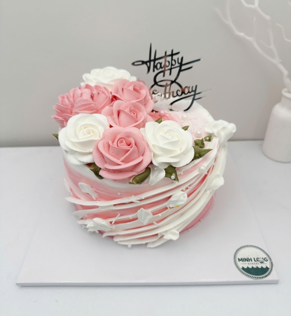 Bánh Kem kết hợp bắt hoa theo yêu cầu 