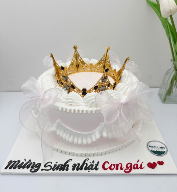 Bánh Kem dành tặng nữ kết hợp vương miện tặng con gái yêu 
