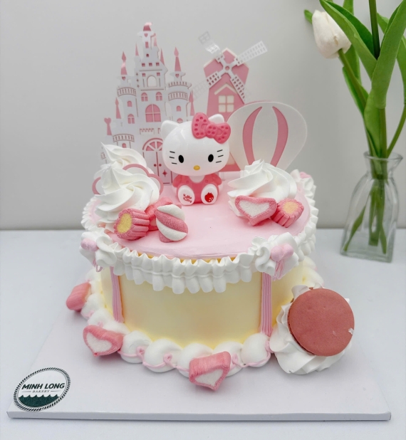 Bánh kem dành cho bé gái lên 12 tuổi làm theo yêu cầu 