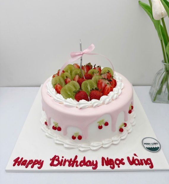 Bánh Kem tạo hình trái cây tone hồng đặc sắc