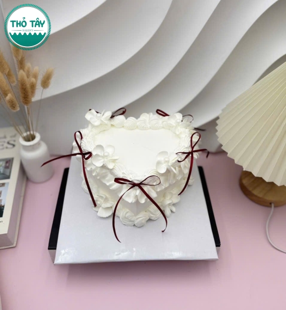 Bánh Kem Trái Tim dành cho nữ nhẹ nhàng