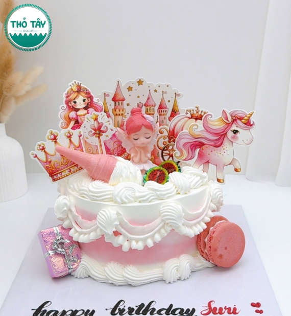 Bánh Kem dành cho cô công chúa nhỏ ,lâu dài cát