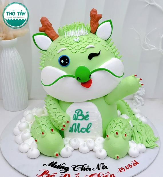 Bánh Kem thôi nôi dành cho bé trai tuổi rồng hot 2025