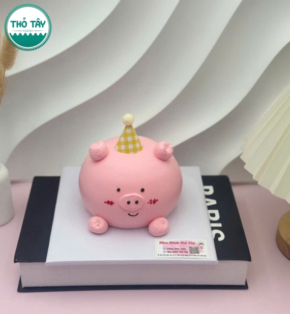 Bánh Kem tạo hình con heo hồng