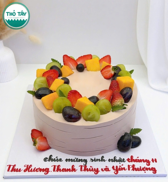 Mẫu bánh sinh nhật trái cây mix tươi ngon