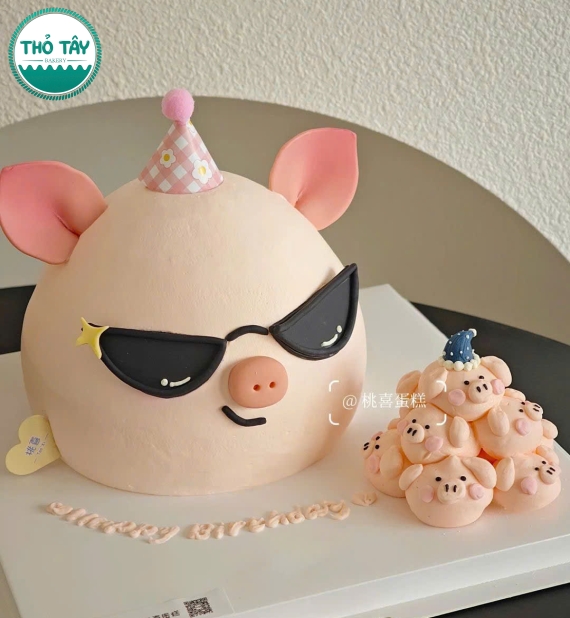 Bánh kem style Hàn Quốc-chú heo hồng ngầu đeo kính