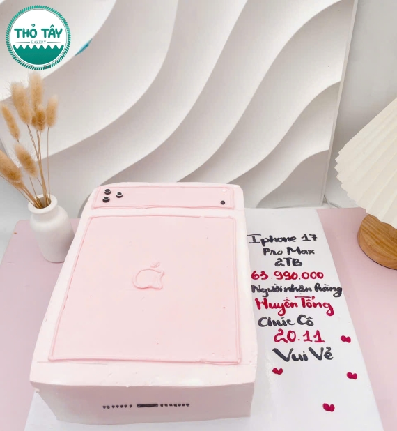 Bánh Kem IPhone 17 Pro Max TP IP2025 tone hồng