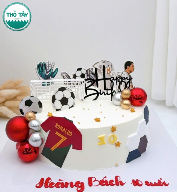 Bánh kem dành cho bé trai bóng đá -bánh kem cần thơ