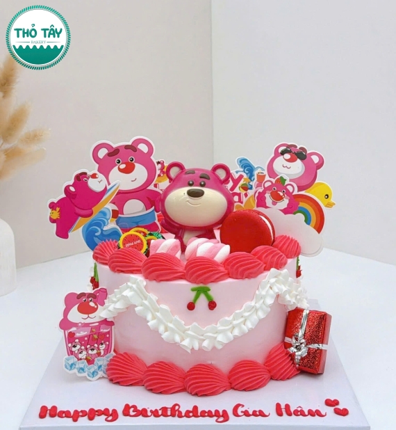 Bánh kem gấu dâu xinh tone hồng