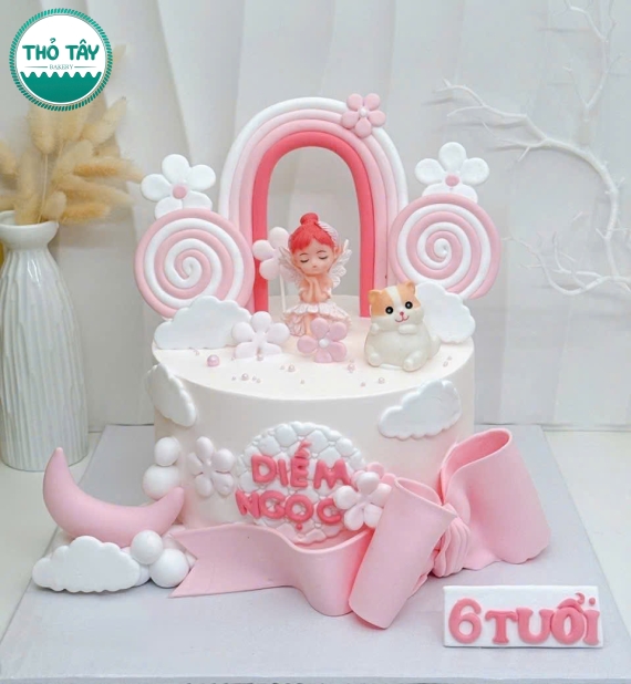 Bánh thôi nôi dành cho bé gái công chúa xinh
