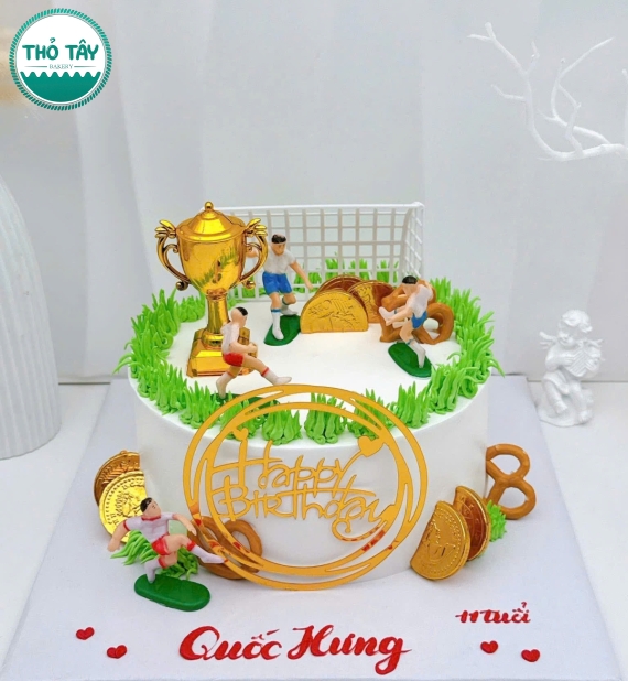 Bánh kem dành cho bé trai yêu thích bóng đó lên 11 tuổi