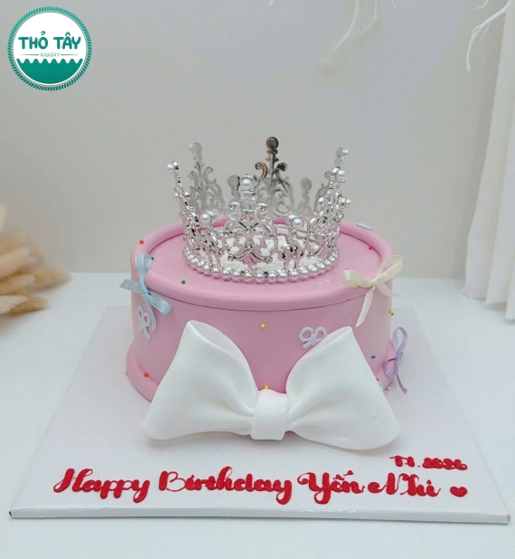 Bánh kem vương miện mẫu đẹp hot 2026
