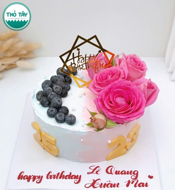 Bánh Kem hình trái tim tặng ngày valentine tại Cần Thơ mix hoa tươi