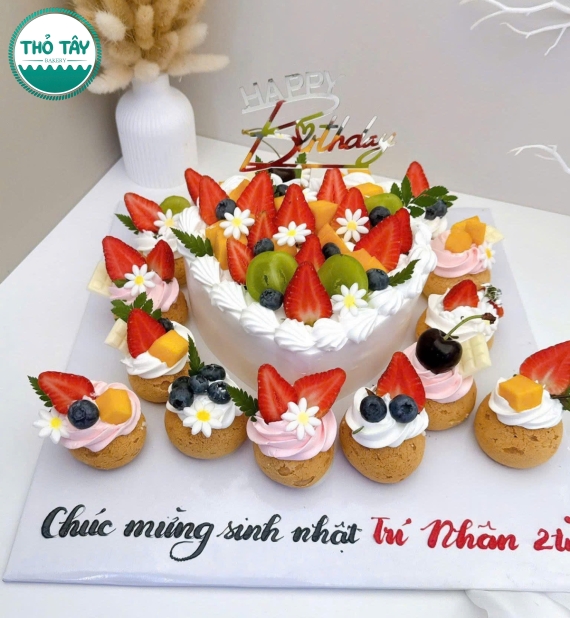 Bánh Sinh Nhật Singapore kết hợp bánh kem tại cần thơ