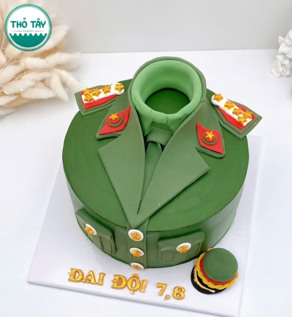 Bánh kem dành cho đại đội công an