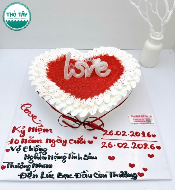 Mẫu bánh kem dành tặng nữ viết lời chúc theo yêu cầu