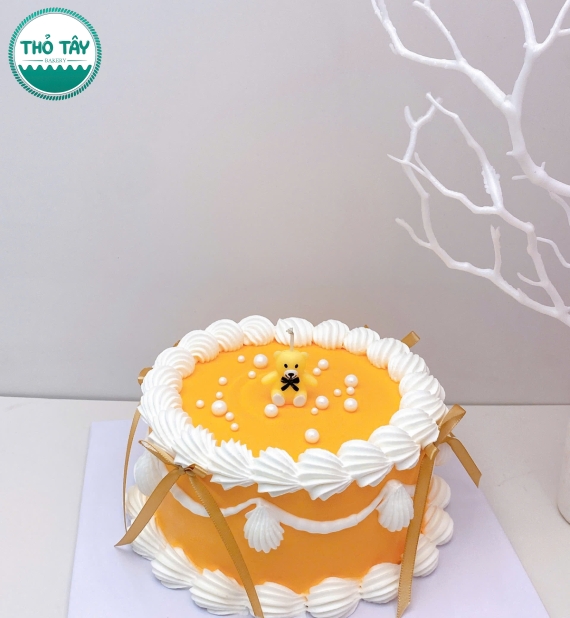 Bánh kem hàn quốc vẻ tone vàng