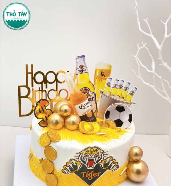 Bánh kem dành cho nam tone vàng 