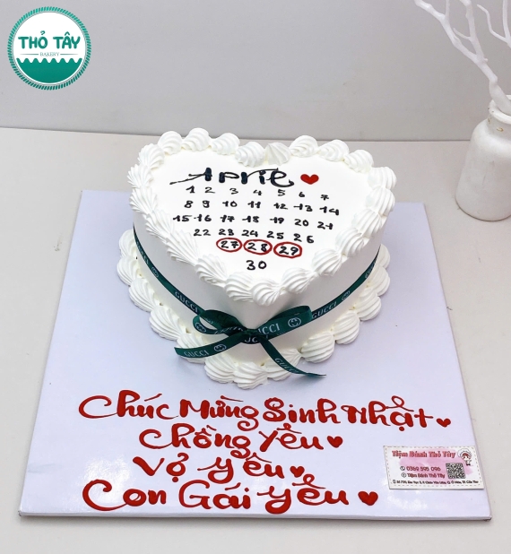 Bánh kem dành cho chồng yêu hinh trái tim 