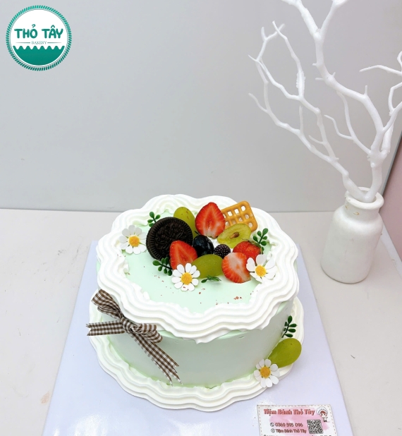 Bánh Kem trái cây mix trái cây theo yêu cầu 