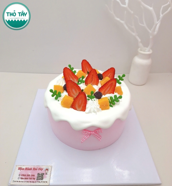 Bánh Kem trái cây tone màu hồng siêu hot 
