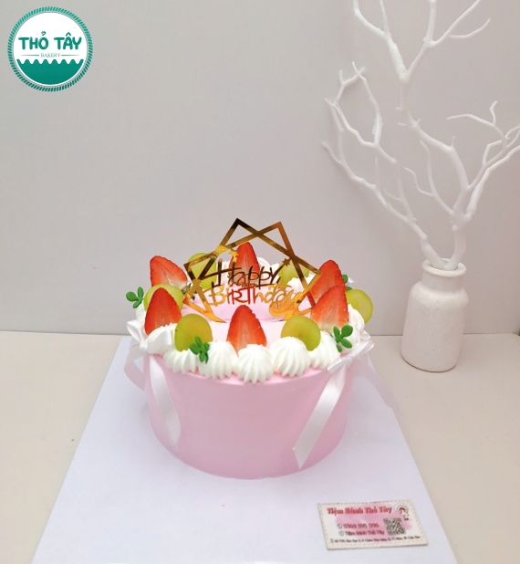 Bánh Kem trái cây tone hồng tặng con gái 