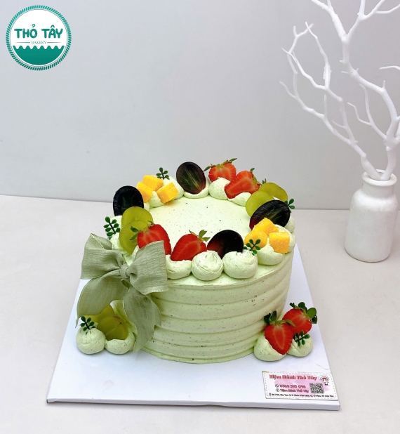 Bánh Kem Trái Cây tone xanh cây hot tại Thỏ Tây 