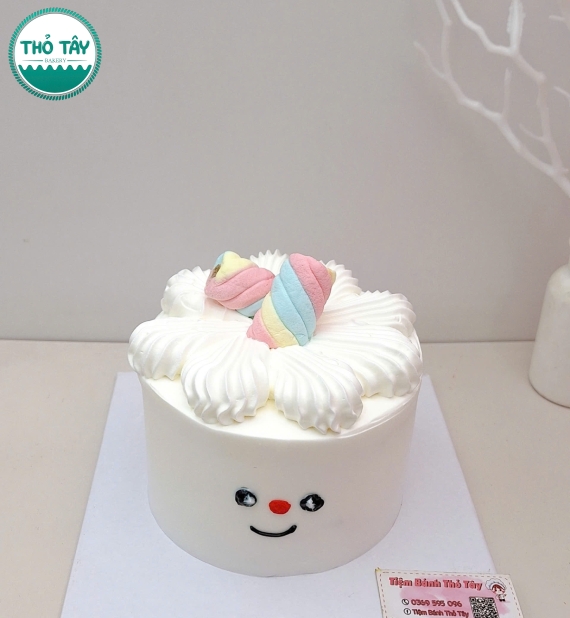 Bánh Kem Hàn Quốc tone trằng theo yêu cầu 