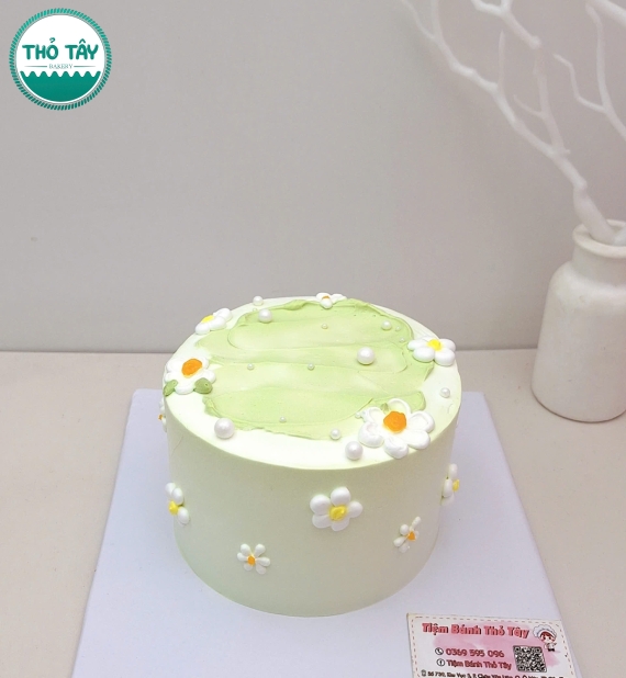 Bánh Kem Hàn Quốc tone xanh kết hợp hoa theo yêu cầu 