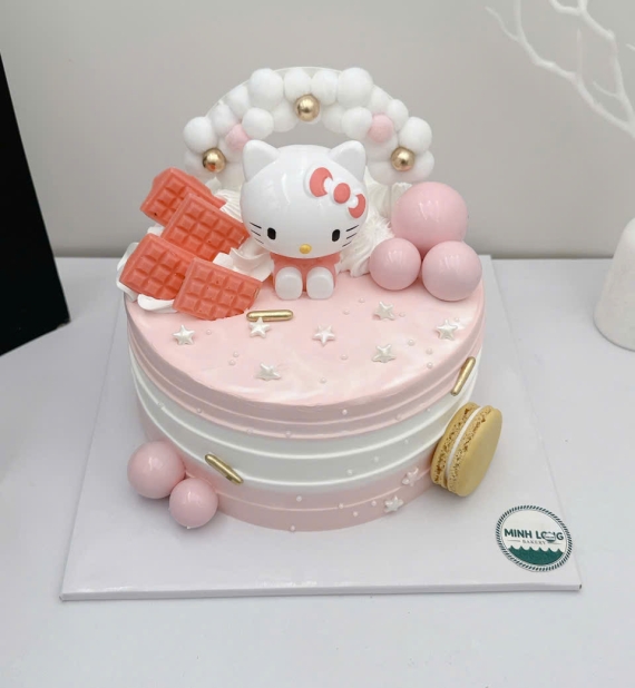 Bánh kem tặng cho bé gái lên 3 tuổi 