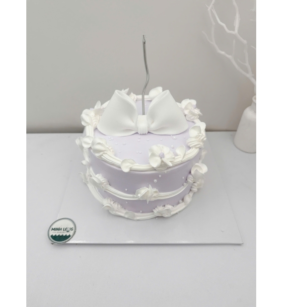 Bánh Kem tặng nữ màu đẹp đáng yêu 