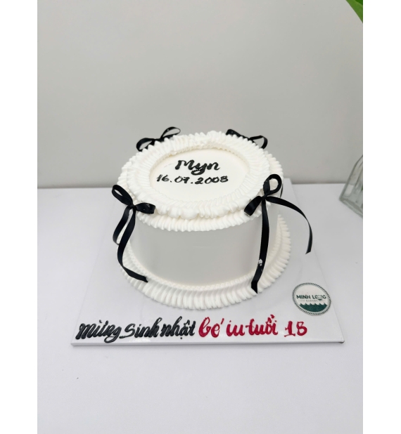 Bánh Kem dành cho nữ đẹp 18 tuổi hot