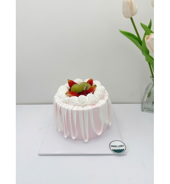 Bánh Kem trái cây tặng nữ hot hiện nay 