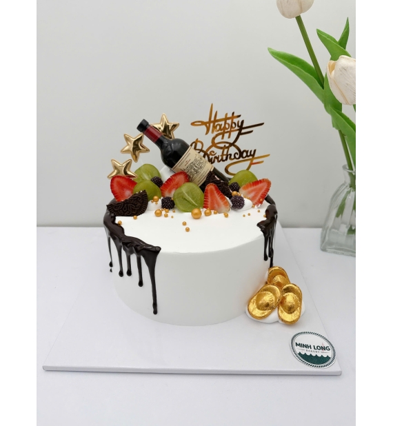 Bánh Kem tạo hình trái cây có trang trí và phủ socola
