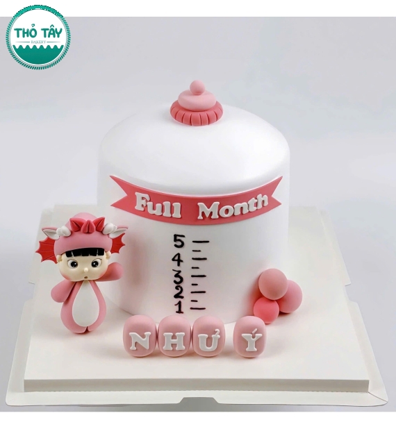 Bánh fondant thôi nôi tạo hình bình sữa