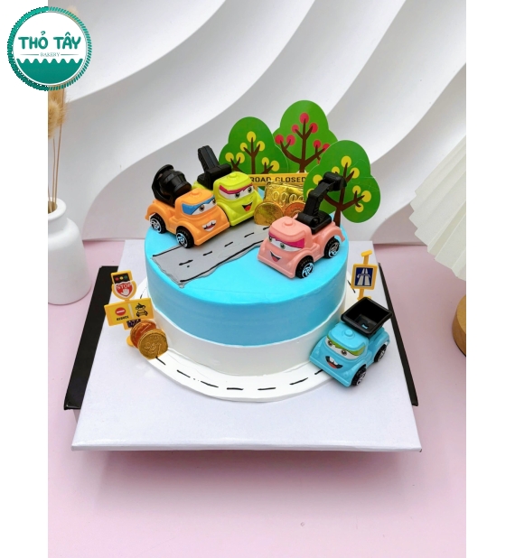 Bánh kem dành cho bé trai thích ô tô