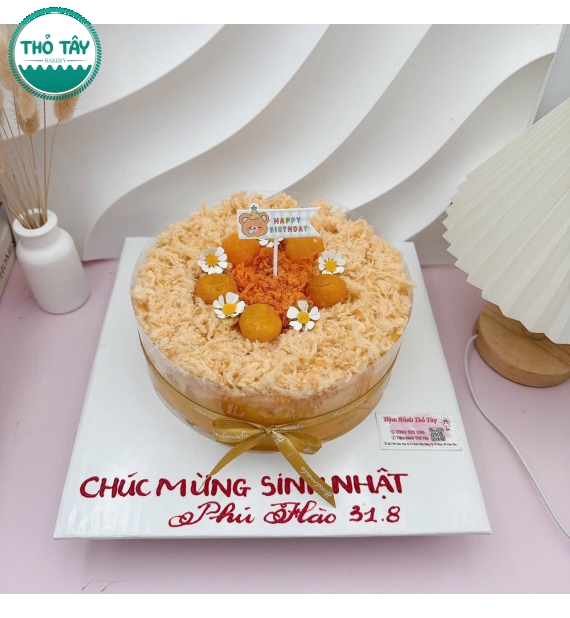 Bánh bông lan trứng muối tặng anh trai