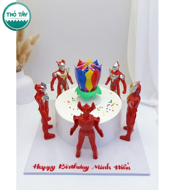 Bánh kem sinh nhật bé trai 5 anh em siêu nhân