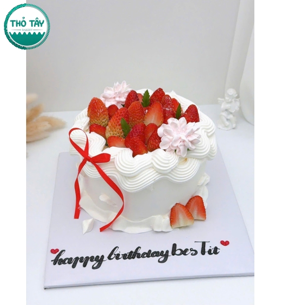 Bánh Kem trái cây trang trí đơn giản hot 2025