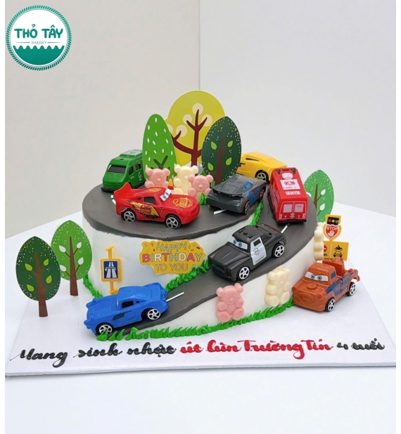 Bánh kem dành cho bé trai làm theo yêu cầu giao ở Long Hưng