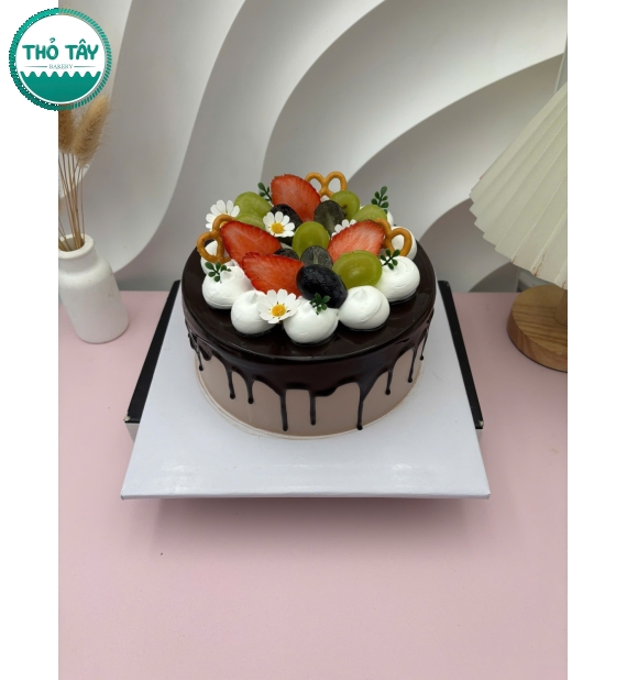 Bánh Kem trái cây hot 2025 mẫu bánh socola đơn giản
