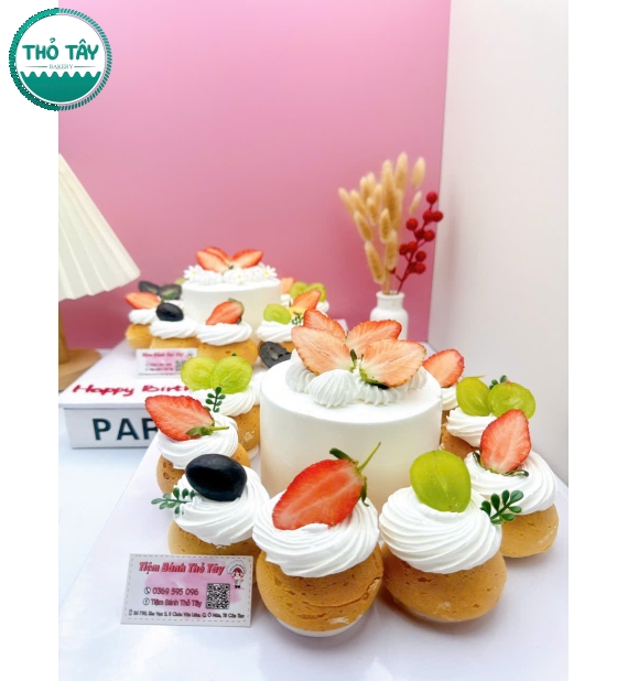 Bánh mừng sinh nhật kèm sét bánh su kem hot 2026