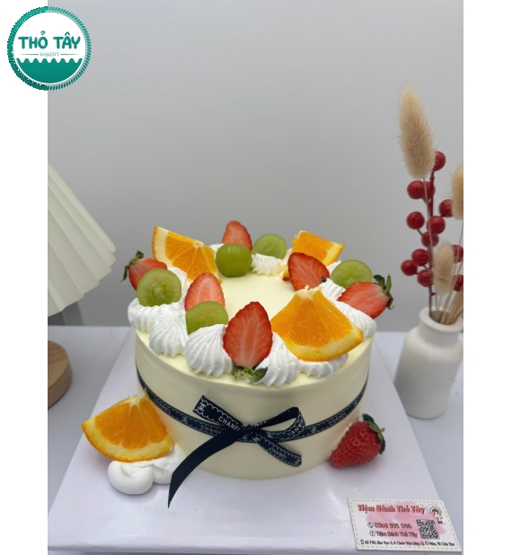 Bánh Kem trái cây mix theo yêu cầu khách hàng