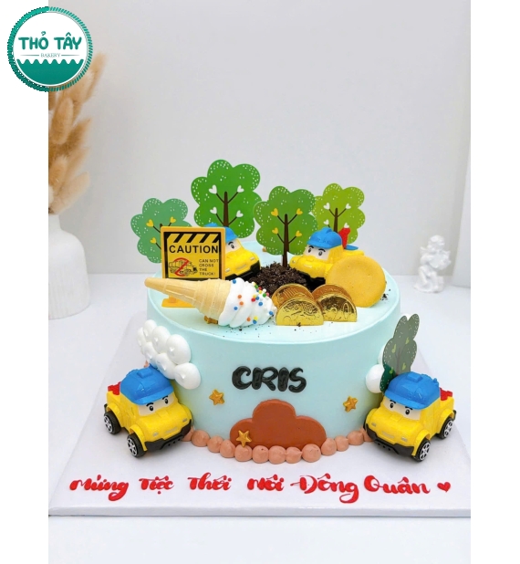 Bánh kem dành cho bé trai yêu thích xe