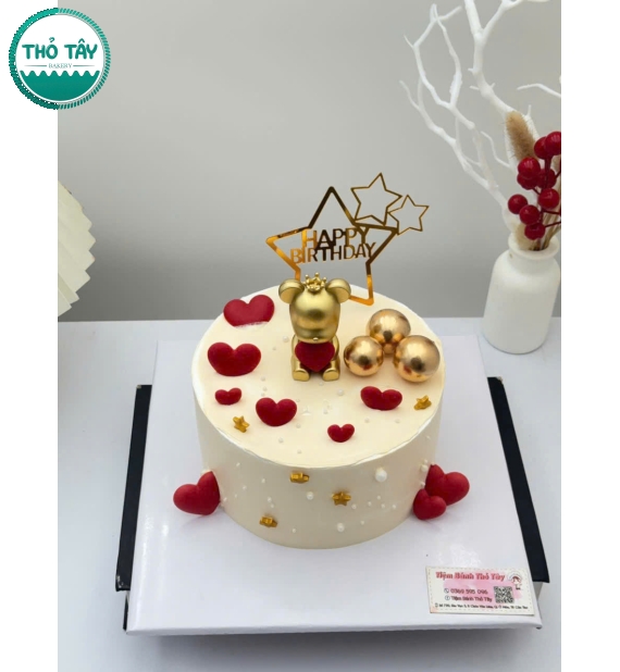 Bánh kem dành cho bé gái tone đỏ trái tim