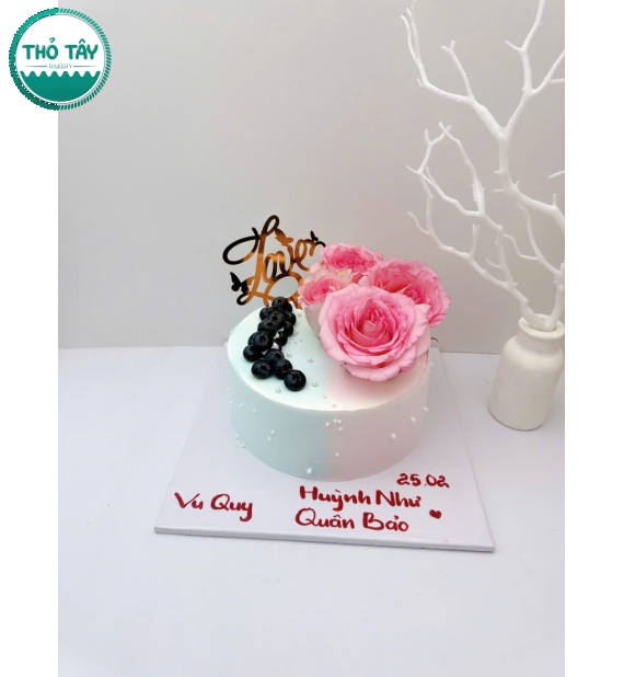 Bánh Kem dành cho nữ trang trí hoa tươi