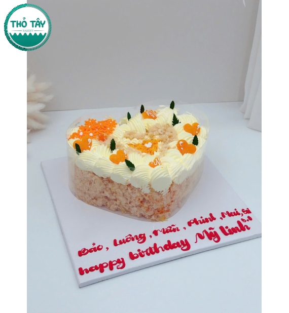Bánh bông lan trứng muối tặng em yêu 8 tháng 3 hình trái tim
