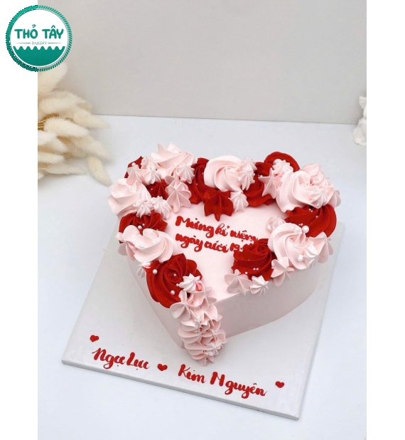 Mẫu bánh kem dành tặng Vợ yêu trái tim mừng kỉ niệm ngày cưới