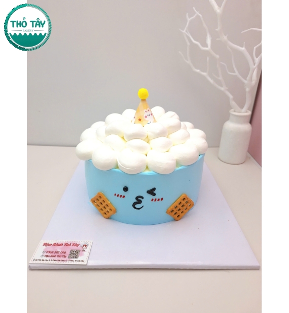 Bánh Kem dành cho bé gái tạo hình ly trà sữa đáng yêu 